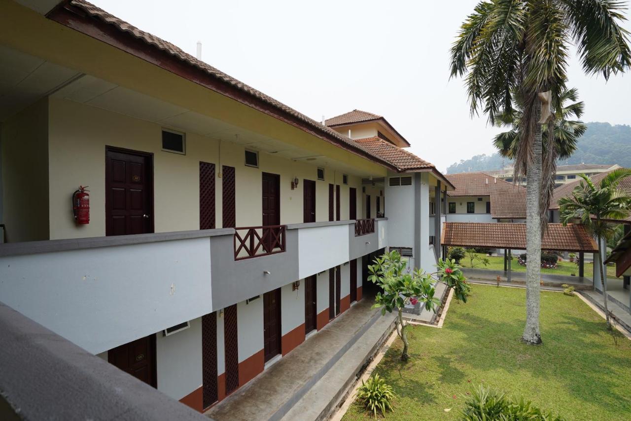 Kejora Garden Resort Kampong Pasir Bogak Exterior foto