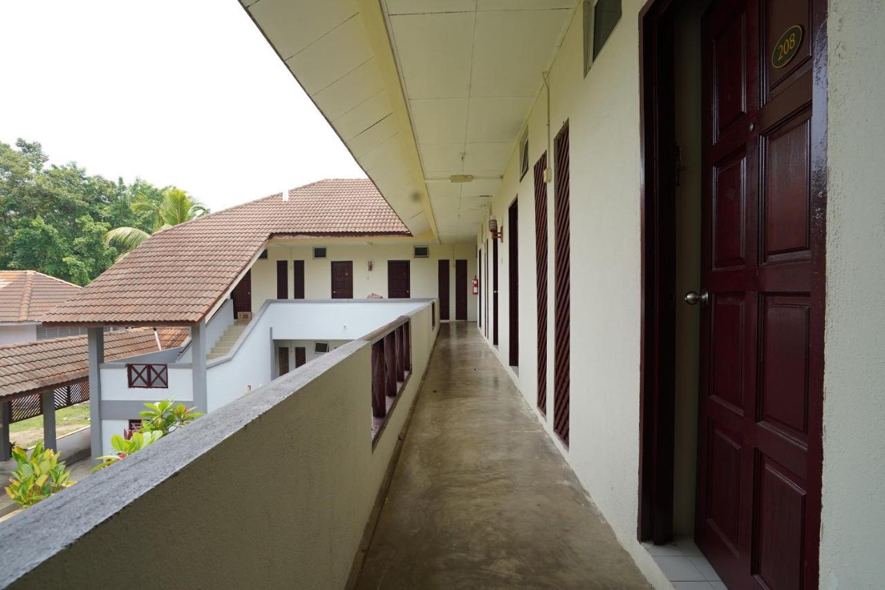 Kejora Garden Resort Kampong Pasir Bogak Exterior foto