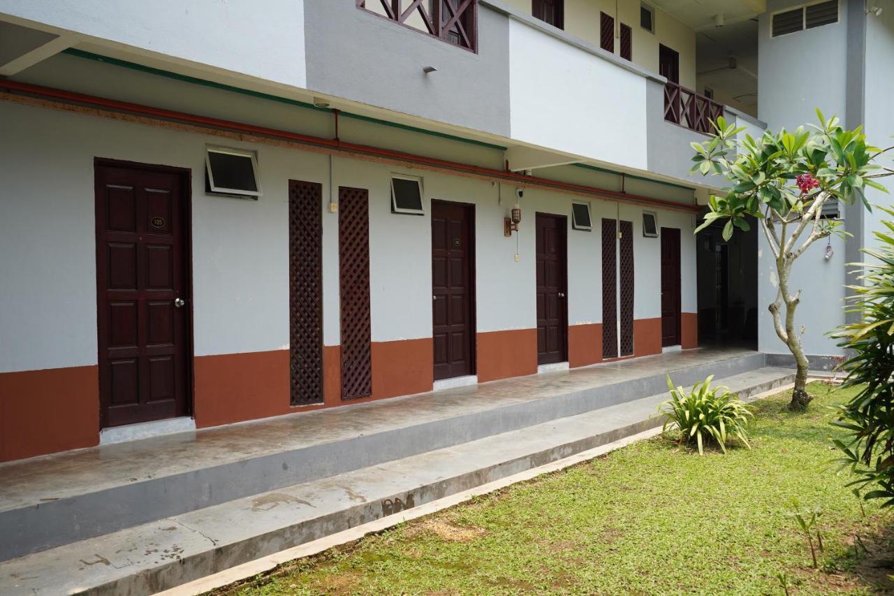 Kejora Garden Resort Kampong Pasir Bogak Exterior foto